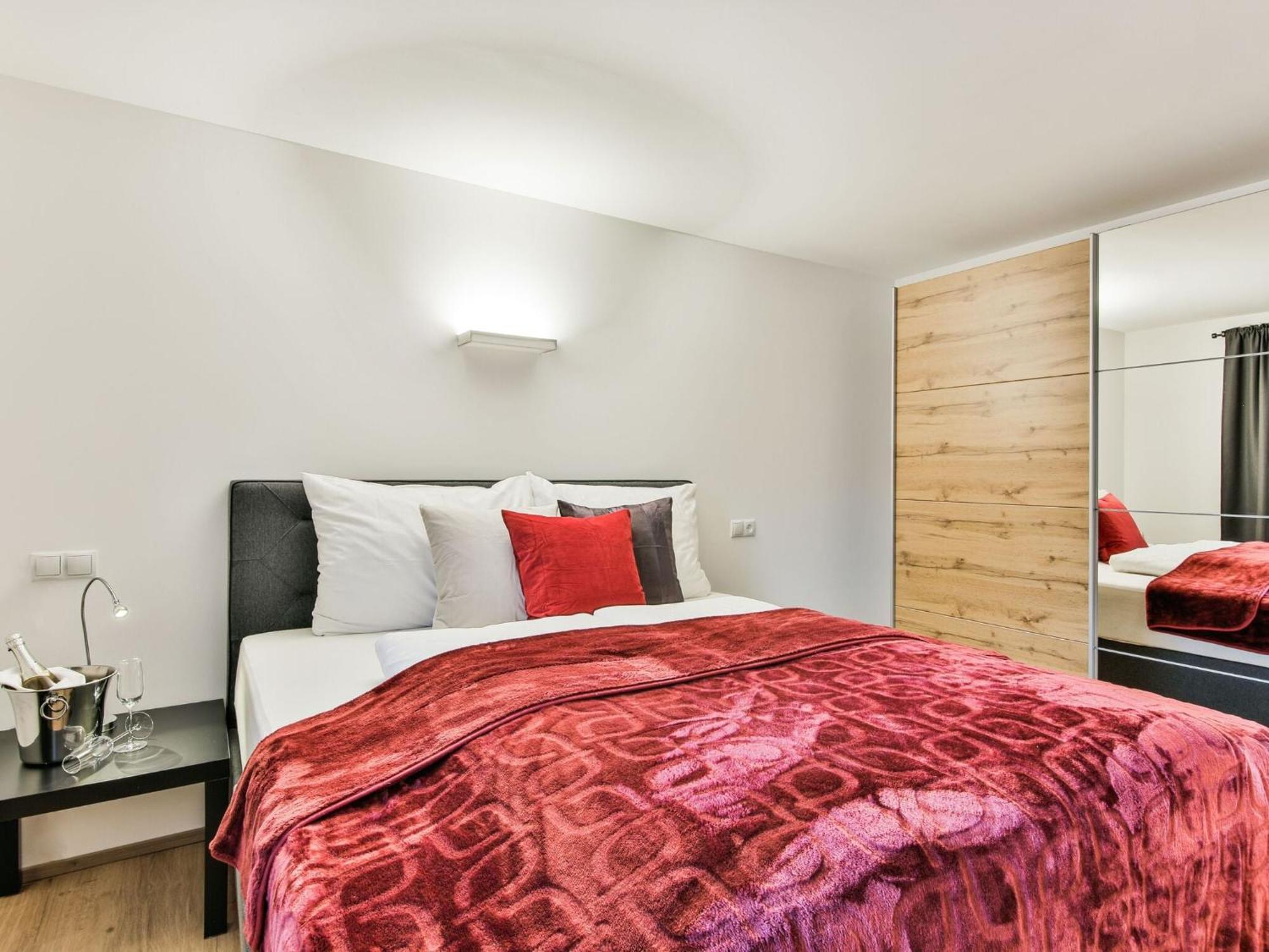 Elegant Apartment In Inzing With Terrace Buitenkant foto