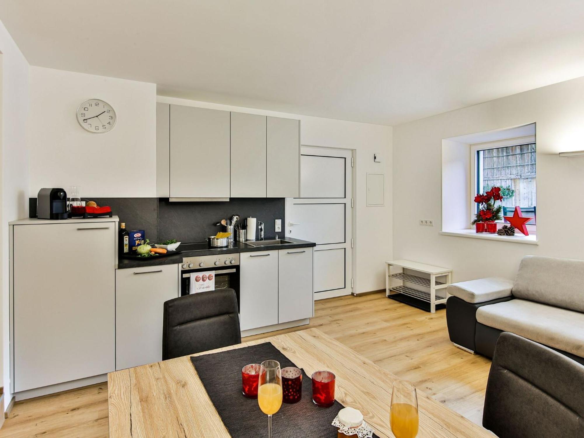 Elegant Apartment In Inzing With Terrace Buitenkant foto