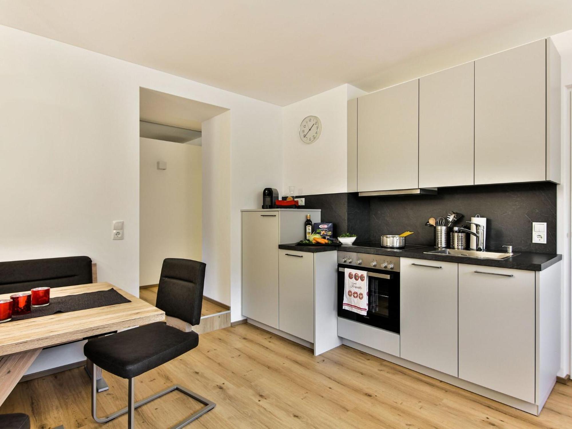 Elegant Apartment In Inzing With Terrace Buitenkant foto