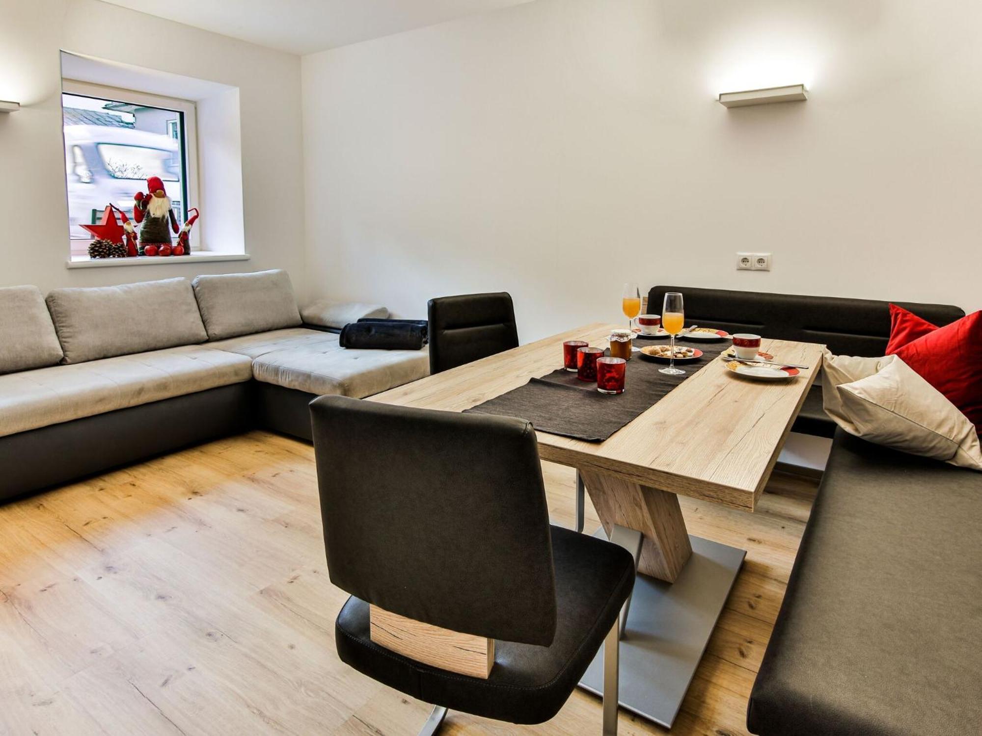 Elegant Apartment In Inzing With Terrace Buitenkant foto